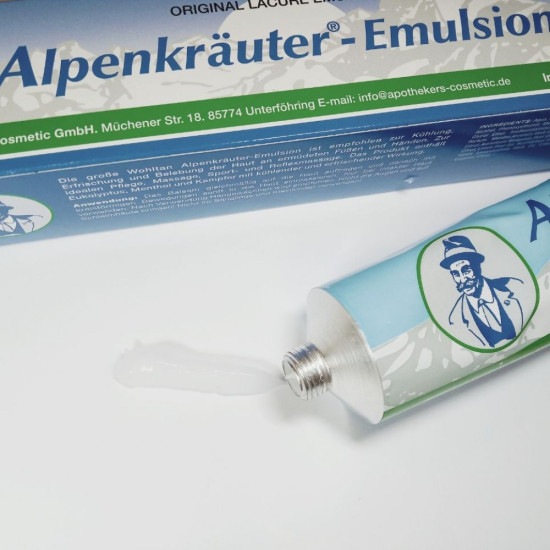 Hegyi gyógynövény krém – természetes bőrápolás hegyi gyógynövény kivonatokkal